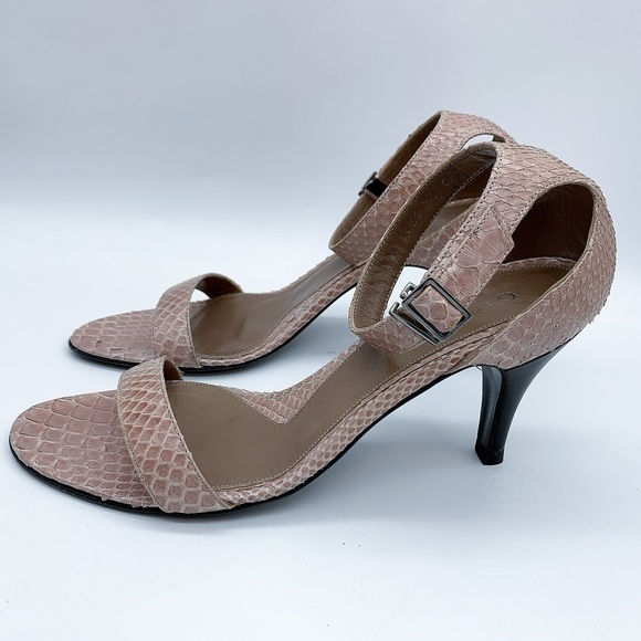 Gucci Snake Pattern Kitten Heel Ankle Strap Leather  Sandal in Rosy Pink - Picture 4 of 15